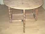 Een antieke grenenhouten hangoortafel., Antiek en Kunst, Ophalen