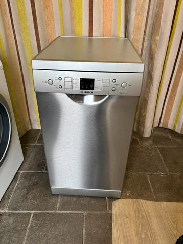Smalle RVS Vaatwasser Bosch - 45cm - Schoon en Werkt Goed beschikbaar voor biedingen