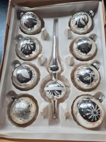 Oude kerstballen  beschikbaar voor biedingen