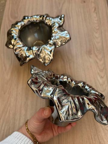 Zilveren Vaasjes Set beschikbaar voor biedingen