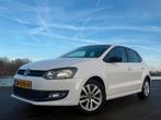 Volkswagen Polo 1.2 51KW 2011 Wit, Auto's, Volkswagen, Voorwielaandrijving, 967 kg, 40 €/maand, 1198 cc