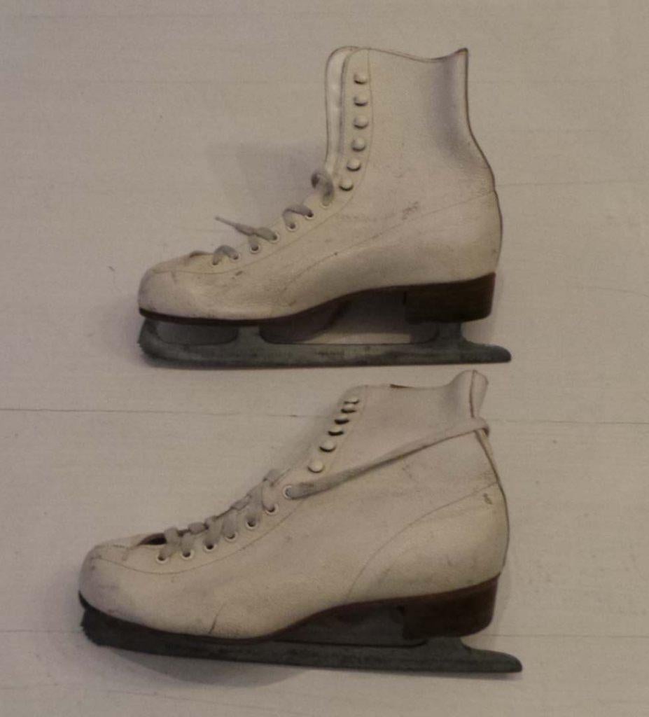 Kunstschaatsen maat 40. Ook leuk ter decoratie, Overige merken, Gebruikt, Ophalen of Verzenden, Kunstschaatsen
