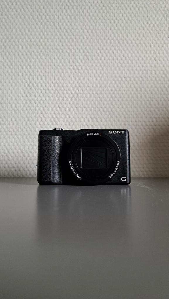 Sony Cybershot DSC HX60V + Oplader en Tas, Audio, Tv en Foto, Fotografie | Fotostudio en Toebehoren, Zo goed als nieuw, Ophalen of Verzenden