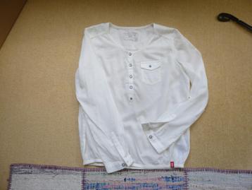Blouse wit diverse materialen / Esprit maat XS NIEUWSTAAT  beschikbaar voor biedingen