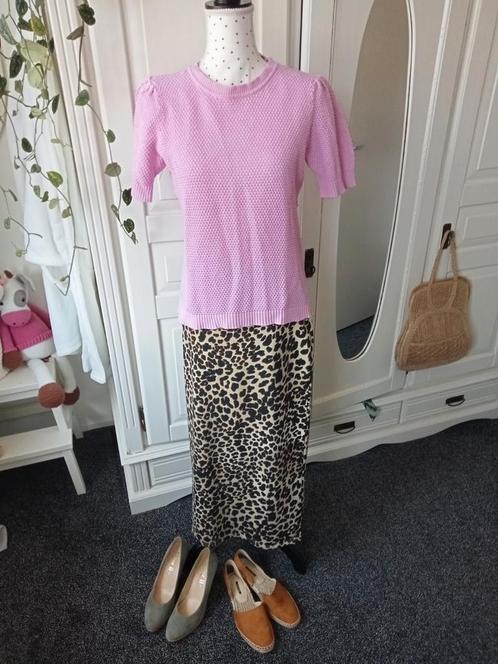 Vila " Trui maat M ", Kleding | Dames, Truien en Vesten, Zo goed als nieuw, Maat 38/40 (M), Roze, Ophalen of Verzenden