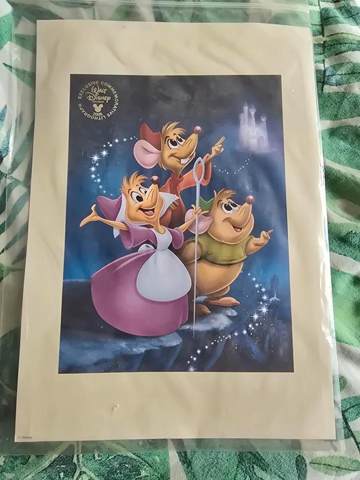 Disney - Exclusive commemorative lithograph Cinderella, 2005, Verzamelen, Disney, Beeldje of Figuurtje, Overige figuren, Ophalen of Verzenden