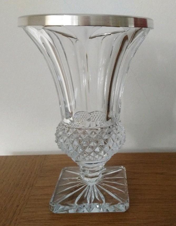 Buder loodkristal vaas op voet 16,5 cm hoog, Antiek en Kunst, Curiosa en Brocante, Ophalen of Verzenden