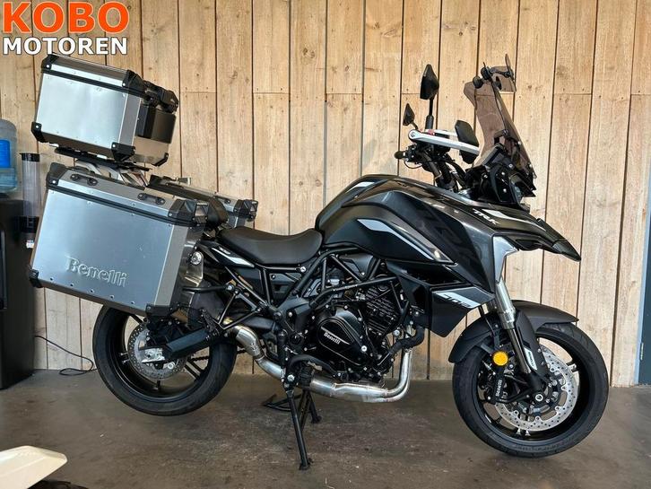 Benelli TRK 702 (bj 2024 model 2025), Motoren, Motoren | Benelli, Bedrijf, Overig, meer dan 35 kW, 2 cilinders, Motorrijbewijs A