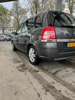 Opel Zafira 1.8  Tempation 7 zits + Nederlands auto, Auto's, Opel, Te koop, Zilver of Grijs, Geïmporteerd, 14 km/l