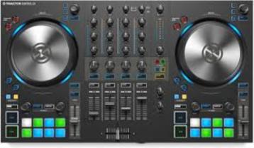 Traktor Kontrol S3 DJ Controller beschikbaar voor biedingen