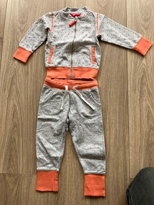Joggingpak/ trainingspak maat 86, Kinderen en Baby's, Babykleding | Maat 86, Zo goed als nieuw, Jongetje of Meisje, Setje, Ophalen of Verzenden