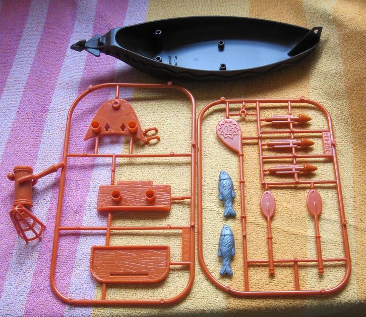 Indianenboot - Peter Pan - Disney Famosa - NIEUW, Verzamelen, Disney, Nieuw, Overige typen, Peter Pan of Pinokkio, Ophalen of Verzenden