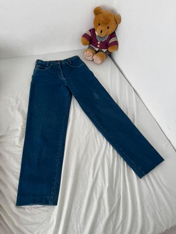 Nieuwe McGregor jeans beschikbaar voor biedingen
