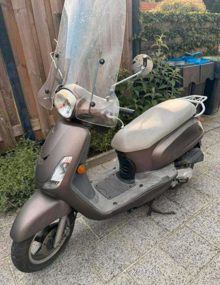Sym fiddle 2 scooter - geel kenteken, Fietsen en Brommers, Scooters | SYM, Gebruikt, Fiddle, Benzine, Ophalen