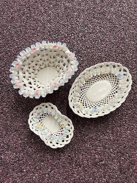 3 Italiaanse Porseleinen Schaaltjes – Capodimonte, Antiek en Kunst, Antiek | Porselein, Ophalen of Verzenden