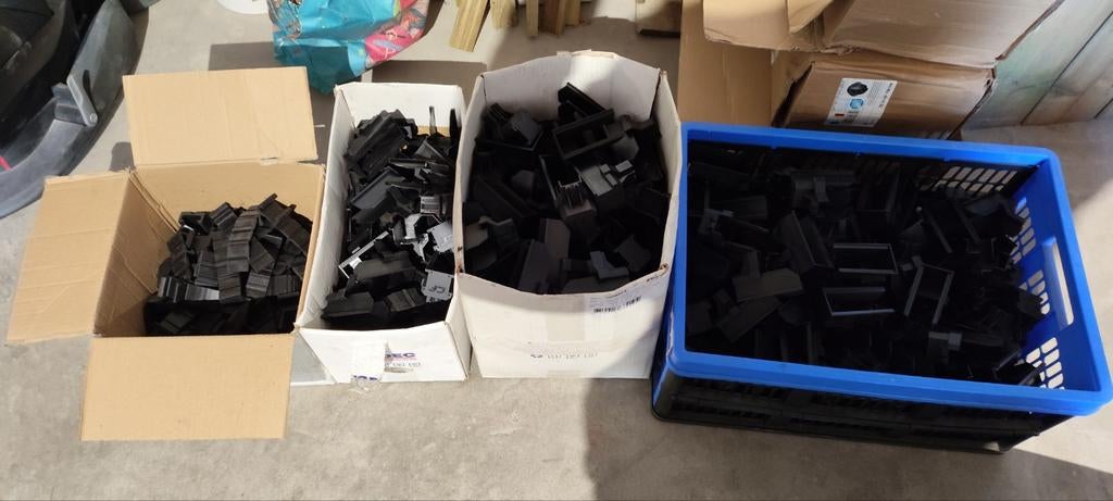 Esdec montagerail eindkap (voor zonnepanelen), Ophalen