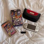 PSP 2000 met Invizimals game en camera met originele oplader, Spelcomputers en Games, Ophalen, Overige kleuren, PSP Slim, Gebruikt