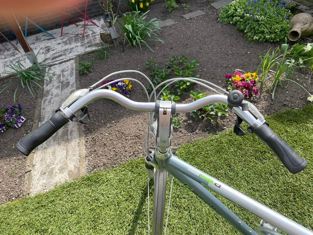 Gazelle fiets in nette staat Bieden, Fietsen en Brommers, Fietsen | Dames | Damesfietsen, Ophalen, Gebruikt, Velgrem, Versnellingen