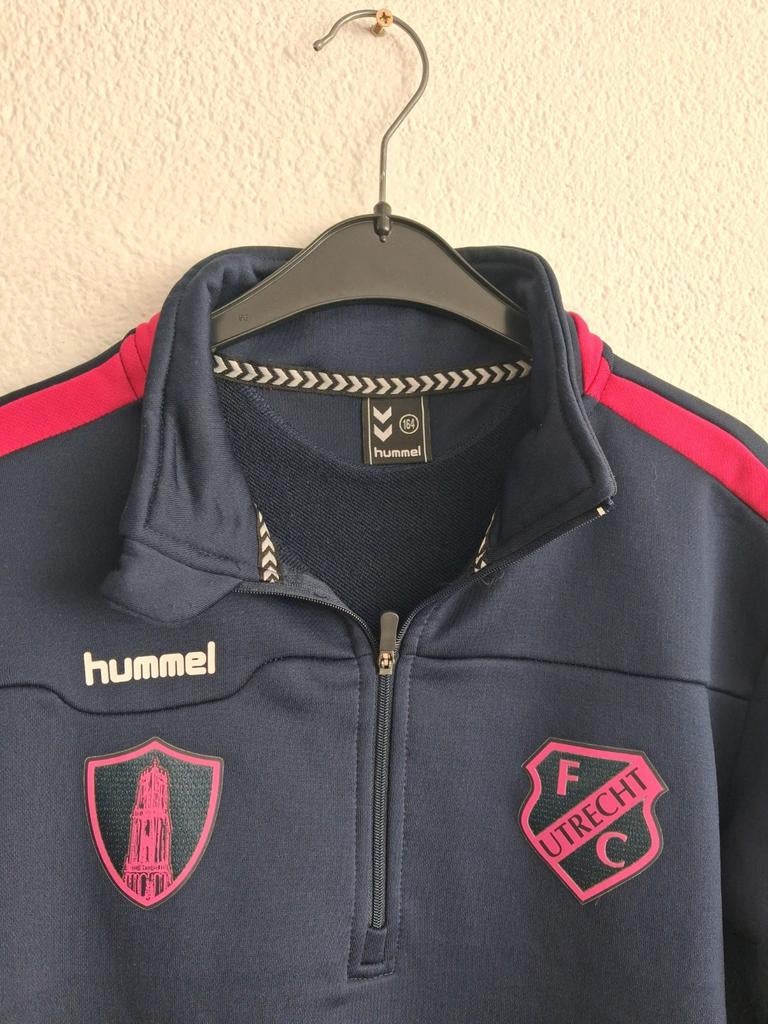 Hummel FC Utrecht trainingstrui maat 164, Kinderen en Baby's, Kinderkleding | Maat 164, Zo goed als nieuw, Ophalen of Verzenden