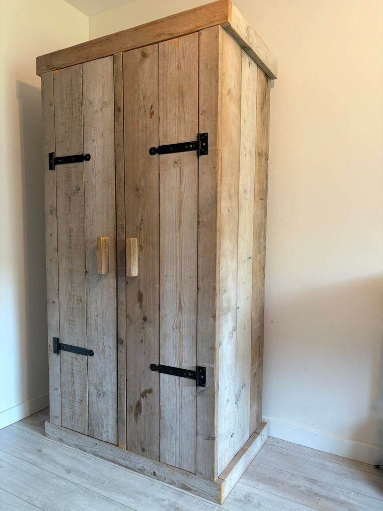 Steigerhouten kledingkast en bed, Ophalen, Gebruikt, Eenpersoons