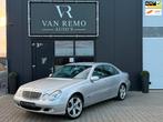 Mercedes-Benz E-klasse E240 Elegance|Clima|Navi|Trekhaak|Xen, Auto's, Mercedes-Benz, Automaat, Gebruikt, Zwart, 2597 cc