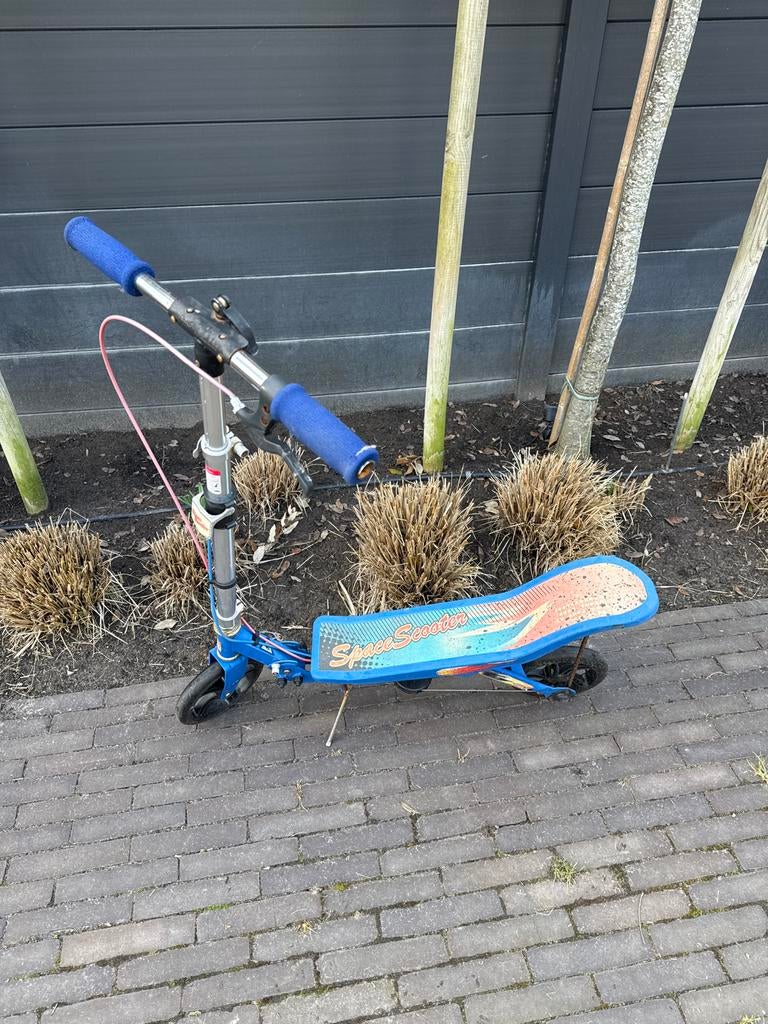 Space Scooter - Blauw met opvallend design, Fietsen en Brommers, Steps, Ophalen of Verzenden, Gebruikt, Overige typen