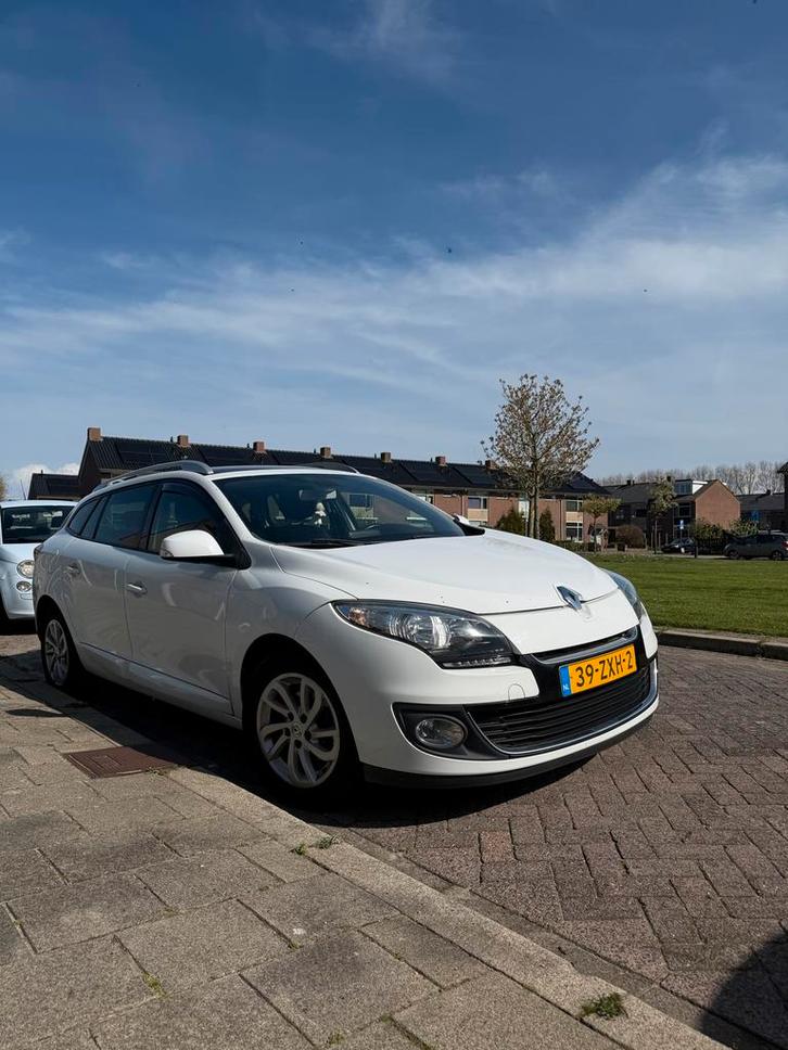 Renault Mégane 1.5 DCI 81KW Estate 2013 Wit, Auto's, Renault, Particulier, Mégane, Diesel, A, Stationwagon, Handgeschakeld, Origineel Nederlands