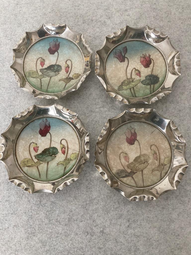 art nouveau onderzetters, Verzenden, Gebruikt, Glas of Kopje