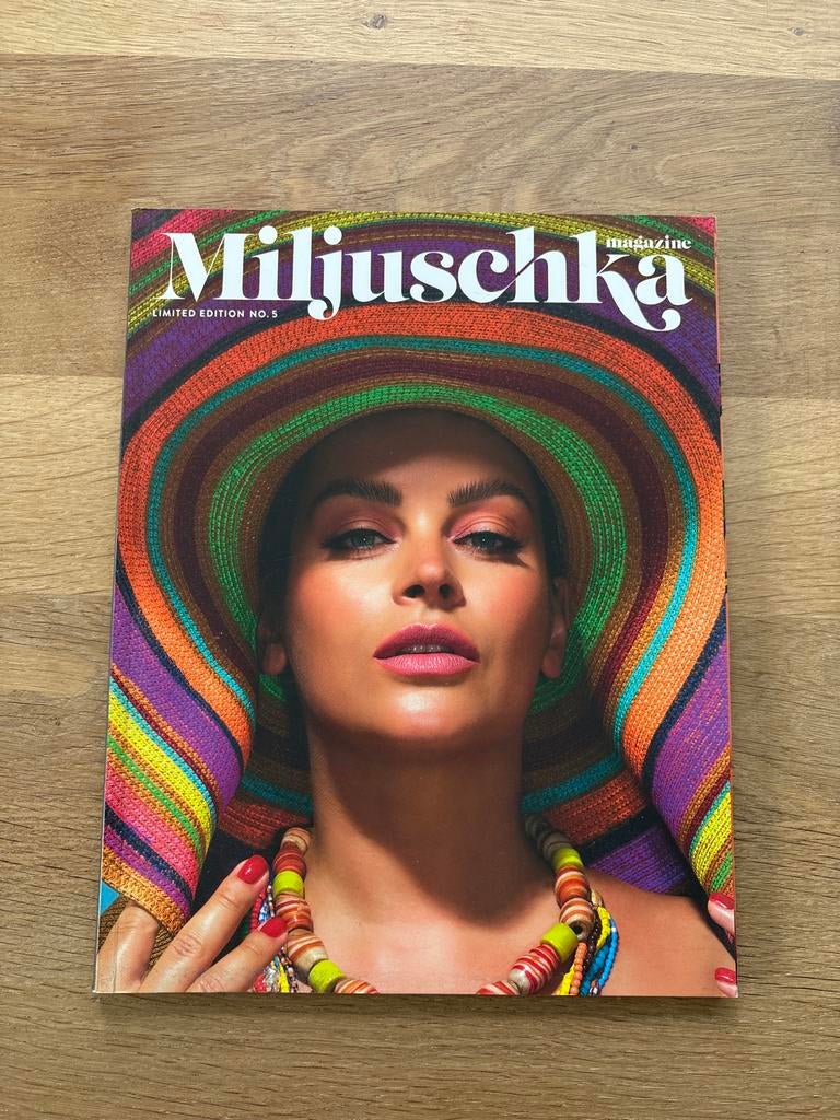 Miljuschka Magazine Limited Edition No. 5, Ophalen of Verzenden, Zo goed als nieuw, Damesbladen