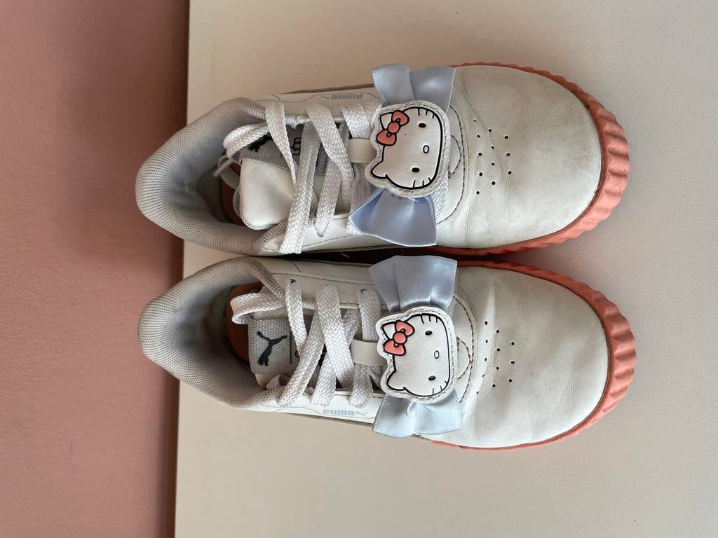 Puma Hello Kitty sneakers maat 32, Ophalen of Verzenden, Gebruikt, Meisje, Schoenen