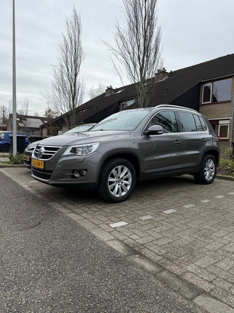 Volkswagen Tiguan 2.0 TSI 200PK – Panoramadak –  Automaat, Automaat, Zwart, 4 cilinders, Lederen bekleding