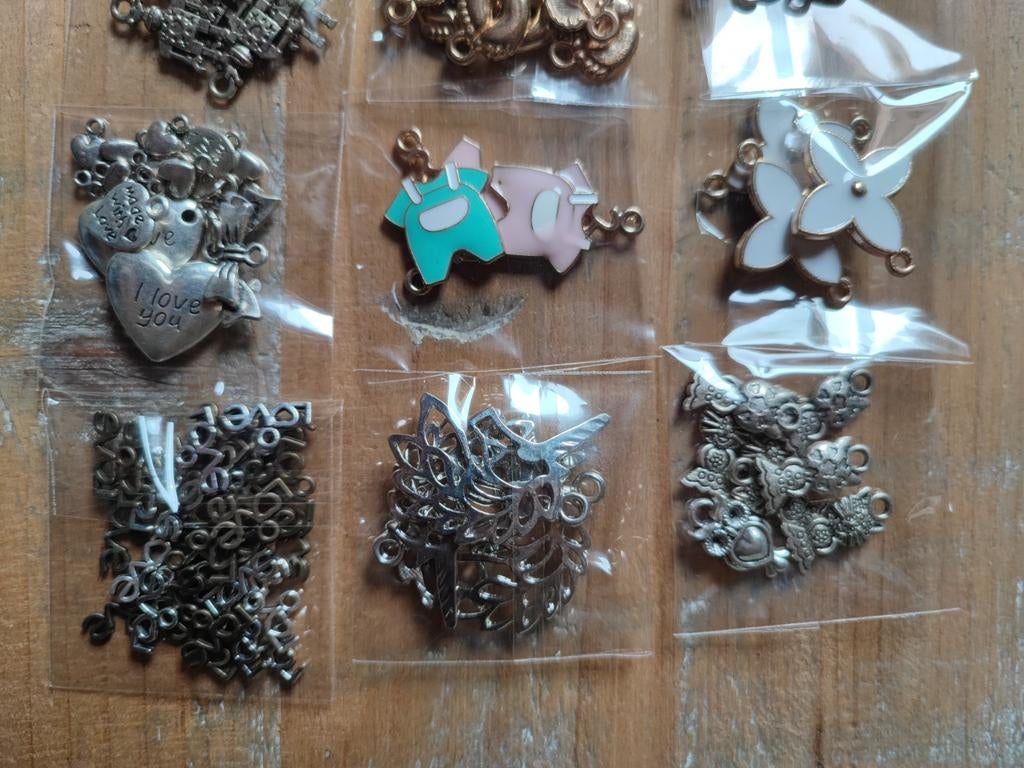 150 stuks bedels, Verzenden, Nieuw