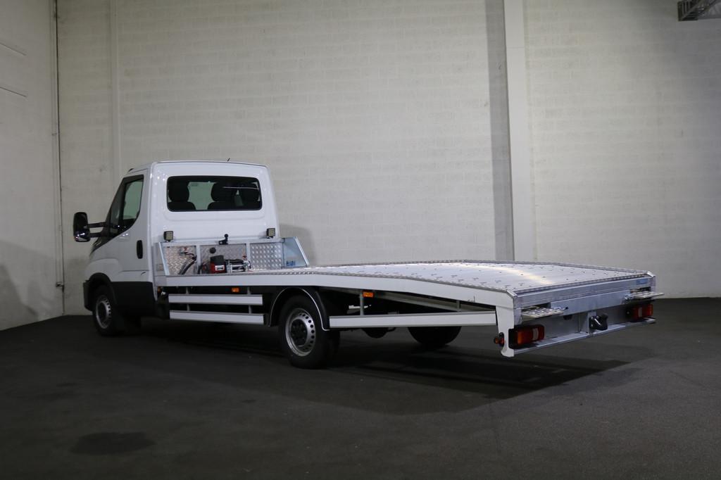 Iveco Daily 35S18 Oprijwagen (bj 2024), Automaat, Stof, Gebruikt, Euro 6