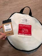 The North Face Duffel Bag S, Ophalen of Verzenden, Zo goed als nieuw, Beige