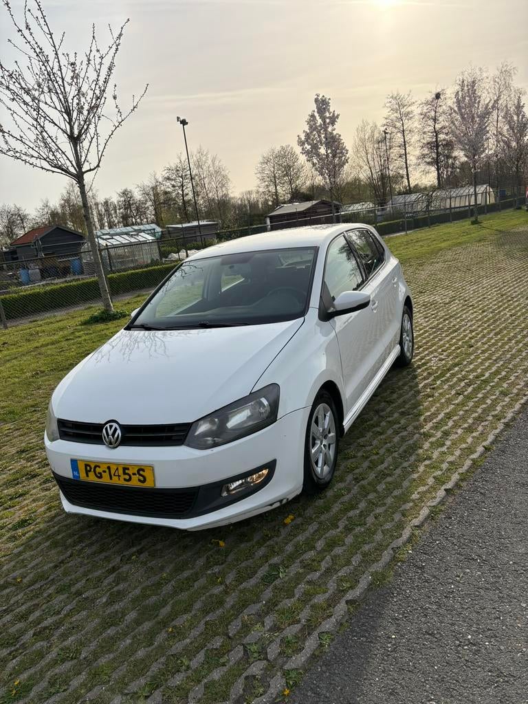 Volkswagen Polo 1.2 TDI 55KW BM 2012 Wit, Auto's, Volkswagen, Voorwielaandrijving, 74 pk, 1199 cc, 96 €/maand