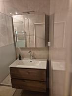 Badkamermeubelset: wandmeubel, glazen wand, handdoekradiator, Huis en Inrichting, Badkamer | Badkamermeubels, Ophalen, 50 tot 100 cm