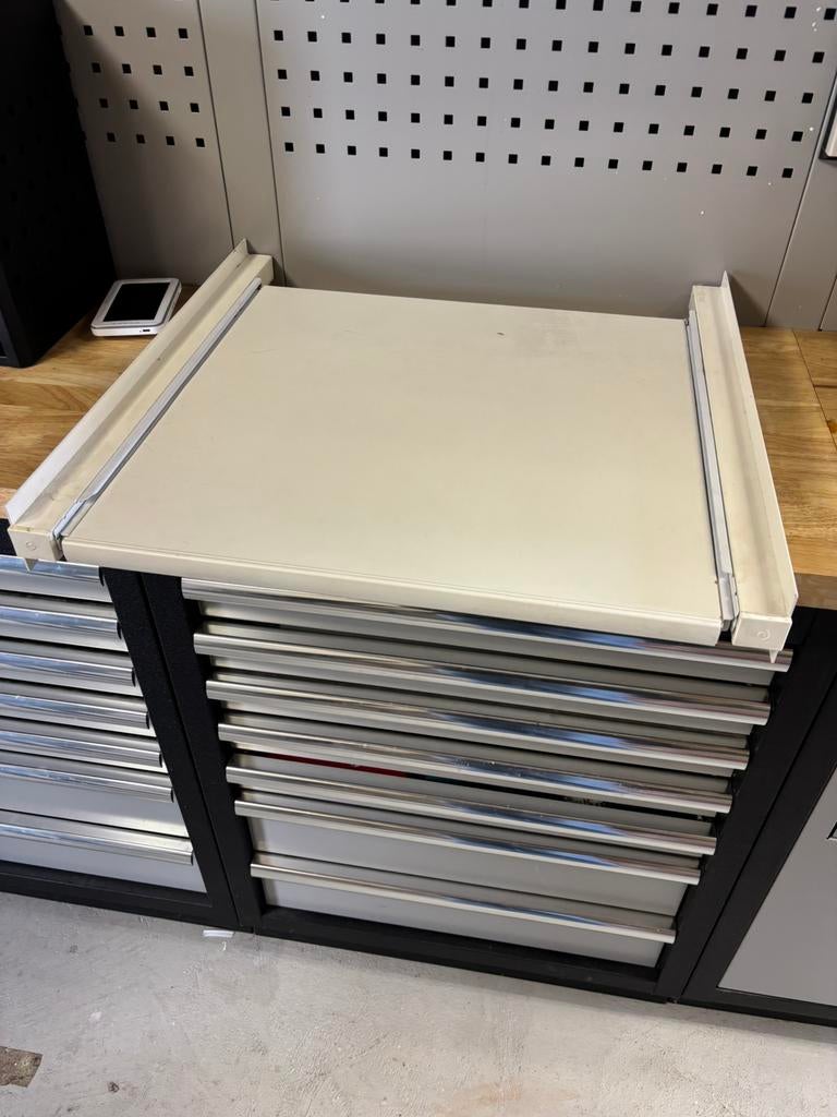 Uitschuifbaar werkblad droger/wasmachine, Ophalen, Zo goed als nieuw