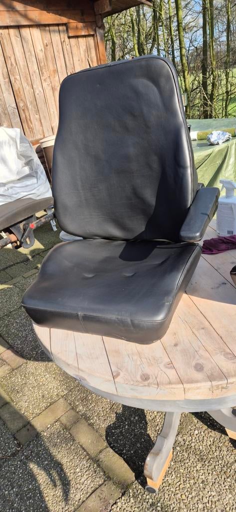 Savas stoel voor heftruck of grasmaaier en hoofdsteun, Ophalen of Verzenden, Gebruikt