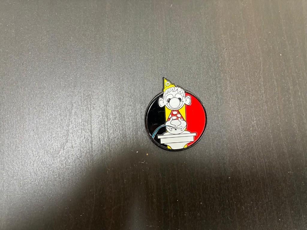 Carnaval Festival - Efteling Pins, Verzenden, Zo goed als nieuw, Button of Speldje