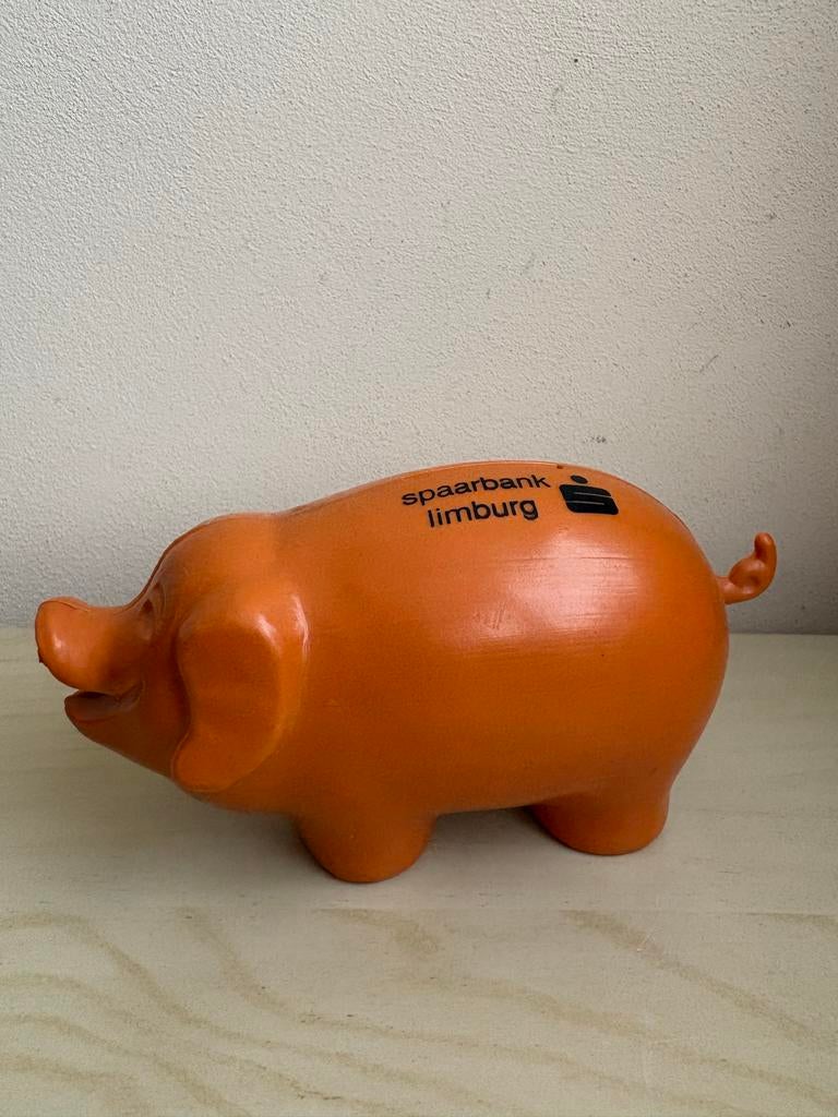 Vintage Spaarpot Varken - Spaarbank Limburg, Verzamelen, Spaarpotten, Ophalen of Verzenden, Gebruikt, Kunststof, Dier