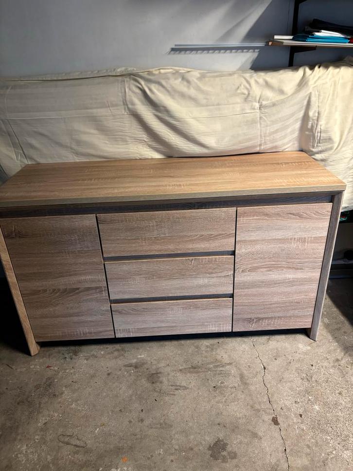 JYSK Haslund Dressoir - Modern en Functioneel, Huis en Inrichting, Kasten | Dressoirs, Zo goed als nieuw, 100 tot 150 cm, 25 tot 50 cm