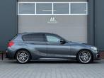 BMW 1-serie M135i xDrive/326pk|2015|LCI|Schuifdak|Leder|CarP, Gebruikt, 327 pk, Lichtsensor, Leder