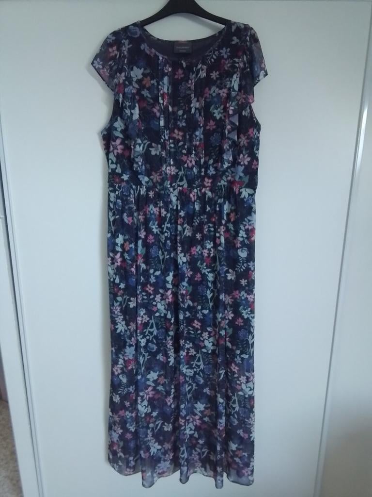 Mooie lange jurk maat 46, Kleding | Dames, Ophalen, Blauw, Maat 46/48 (XL) of groter, Zo goed als nieuw