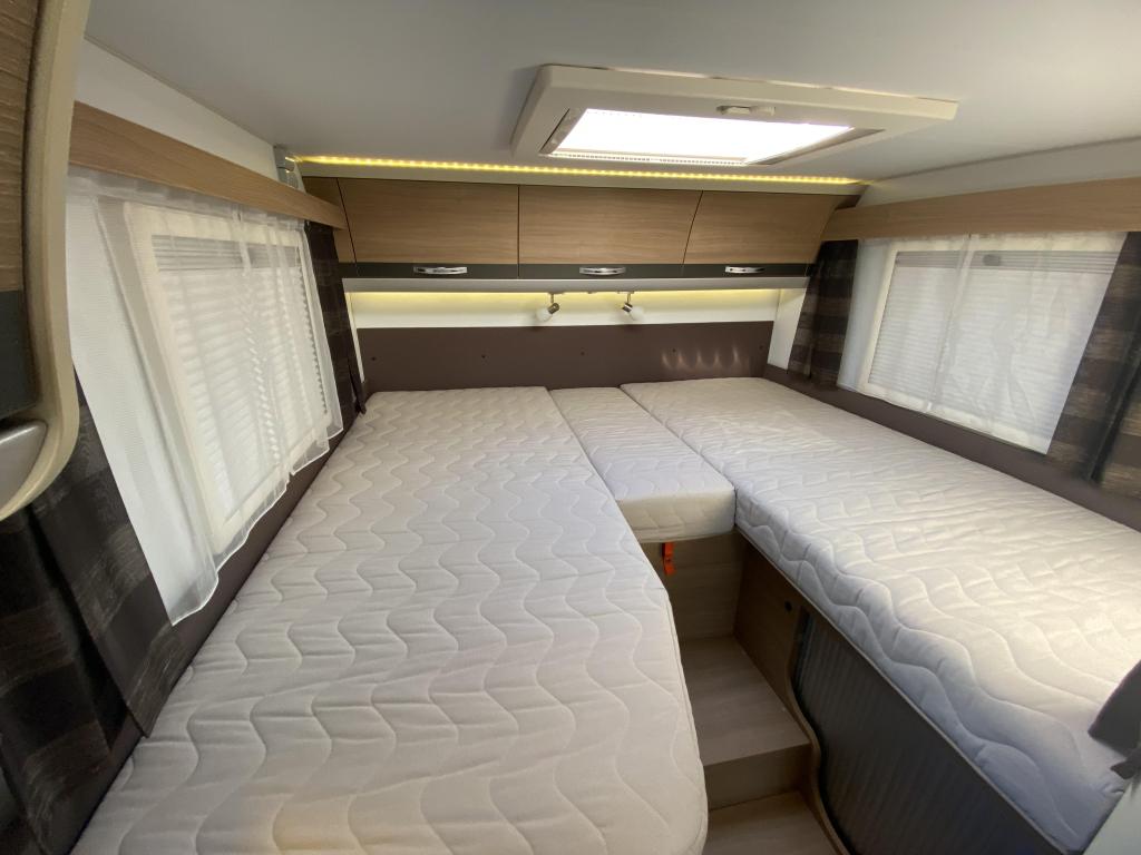 Adria Compact PLUS SL, Caravans en Kamperen, Campers, Chemisch toilet, Ringverwarming, Fiat, Afzuigkap