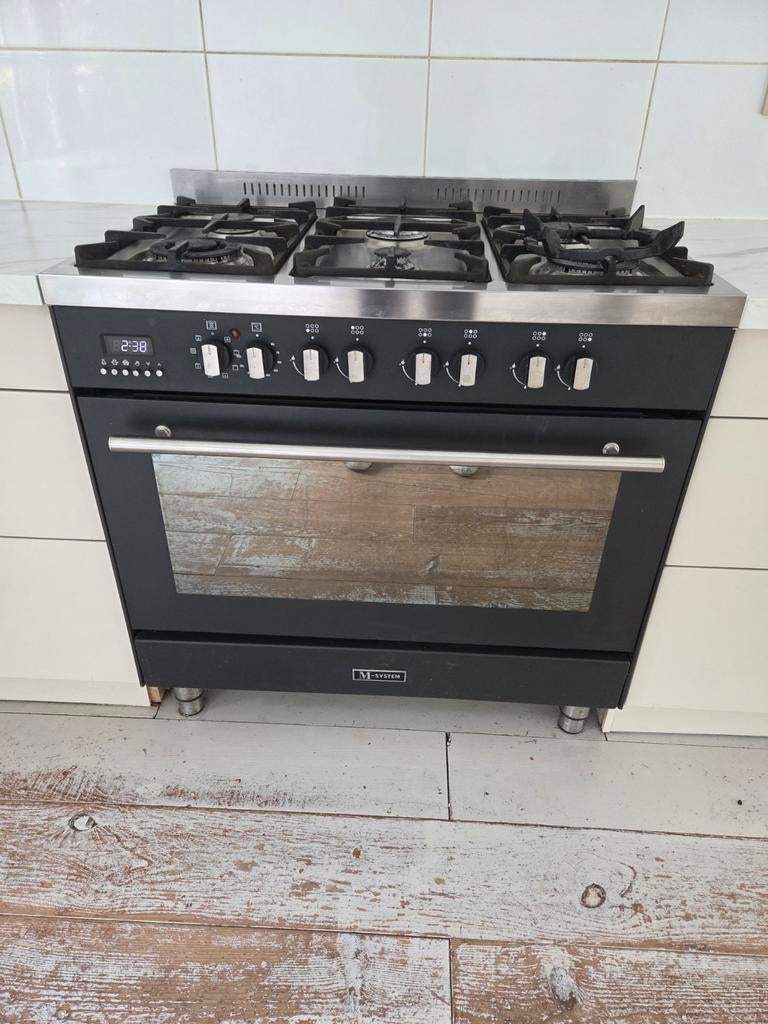 Vrijstaand gasfornuis met oven, Ophalen, Gebruikt, 60 cm of meer, Energieklasse A of zuiniger