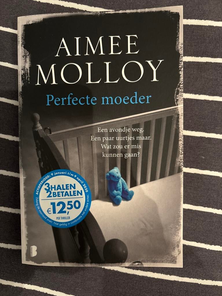 Perfecte Moeder - Aimee Molloy, Ophalen of Verzenden, Zo goed als nieuw, Nederland
