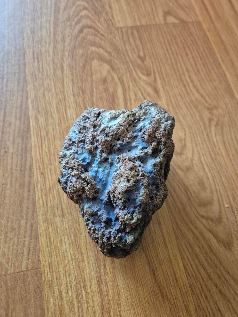 Unieke Puimsteen met Blauwe Insluitsels, Ophalen of Verzenden, Mineraal