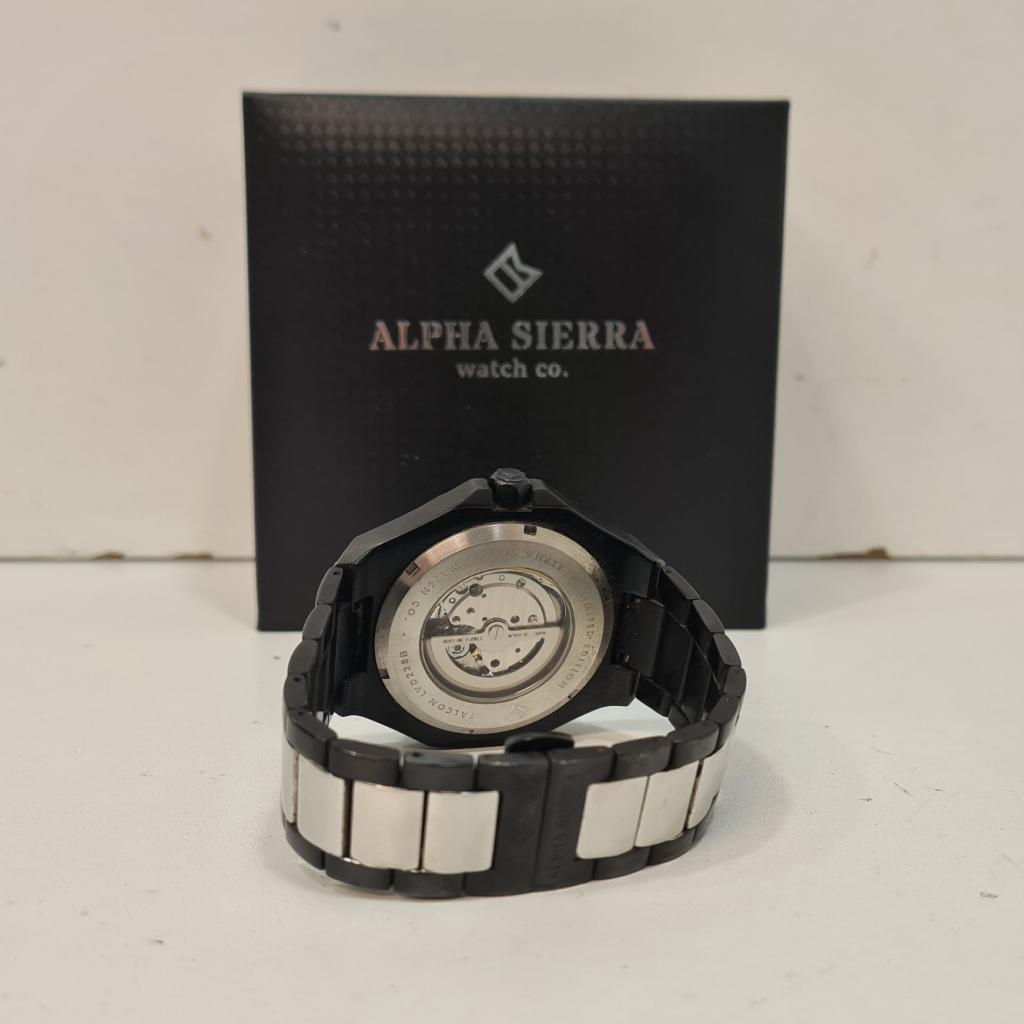 Alpha Sierra Falcon Limited Edition, Flex Ltd., Zo goed als nieuw, https://flex.com/contact-us, Nobelstraat 10, 5807 GA Oostrum