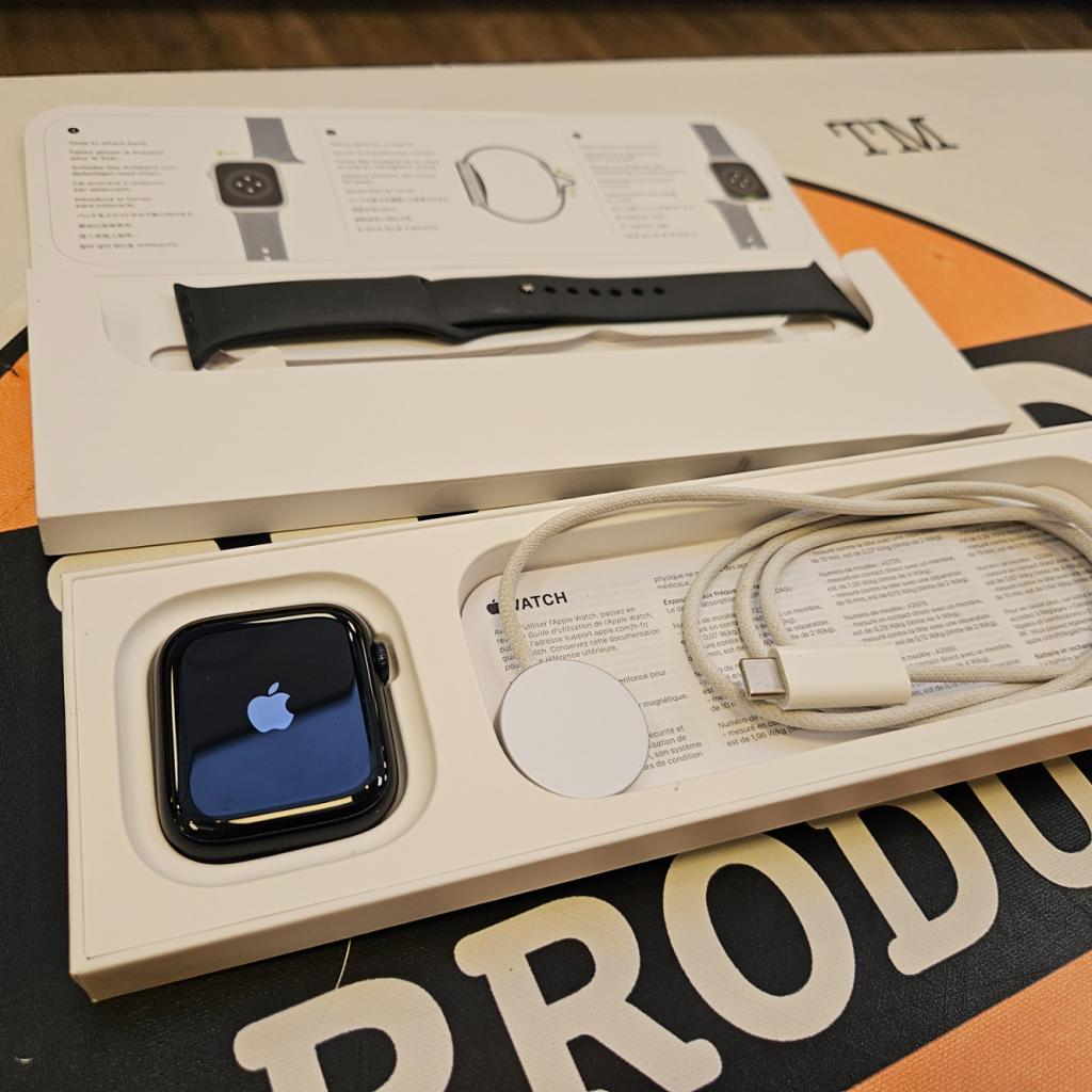 Apple Watch 9 45MM Cellular - Accu 99% - Topstaat, Apple, Zo goed als nieuw, Support@apple.com, One Apple Park Way
Cupertino, CA 95014
United States