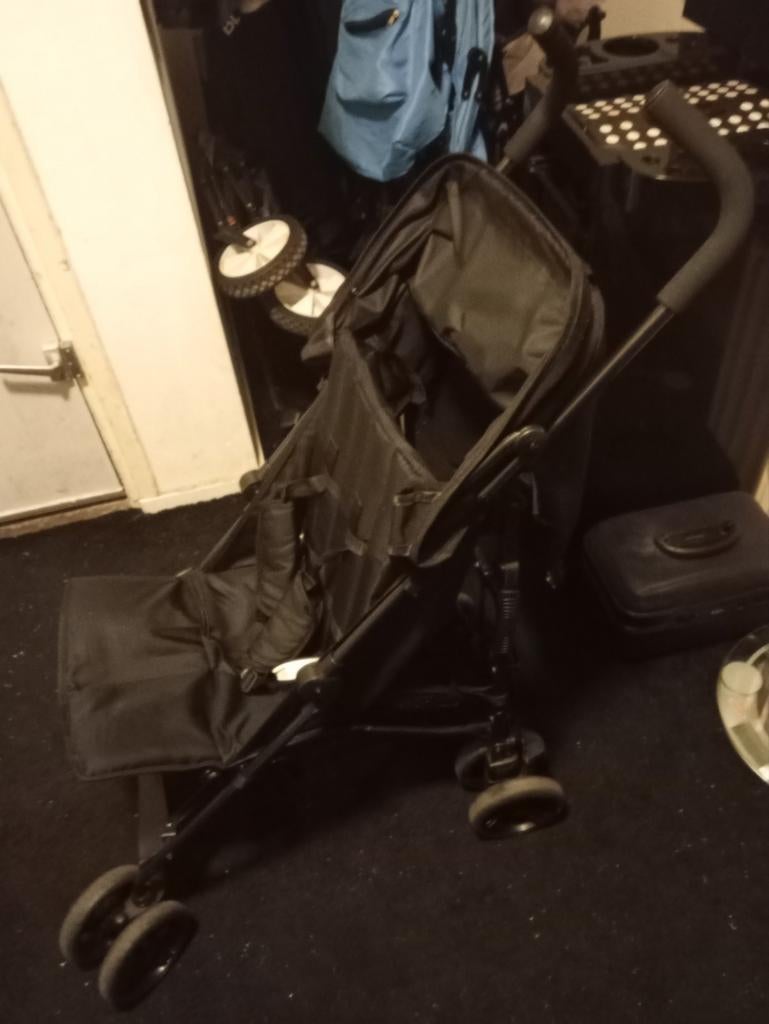 3 perfeckte buggy met zit en ligstanden, Ophalen